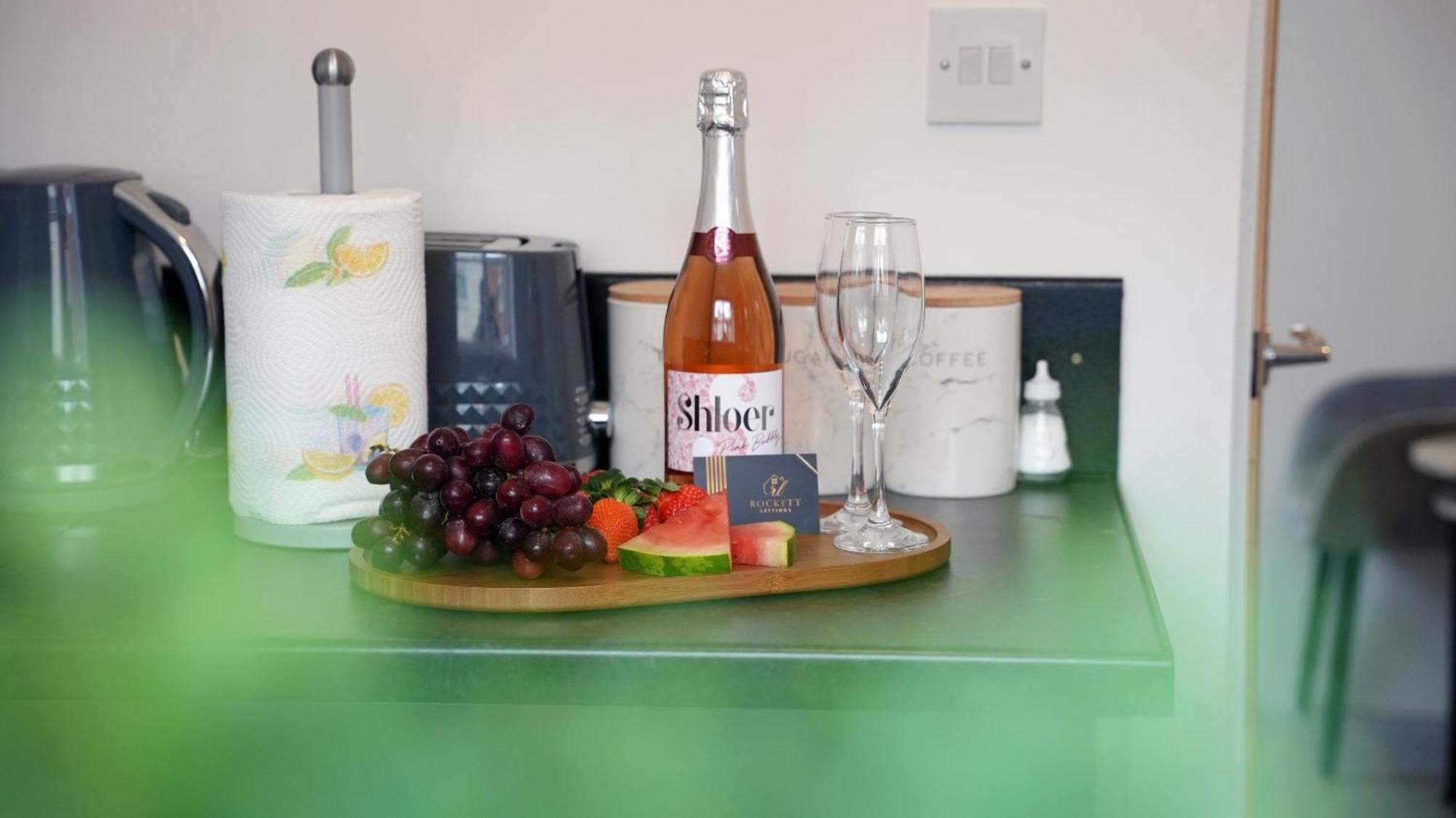 City Centre House, Parking With Ev, Free Wifi, Netflix Ковентрі Екстер'єр фото