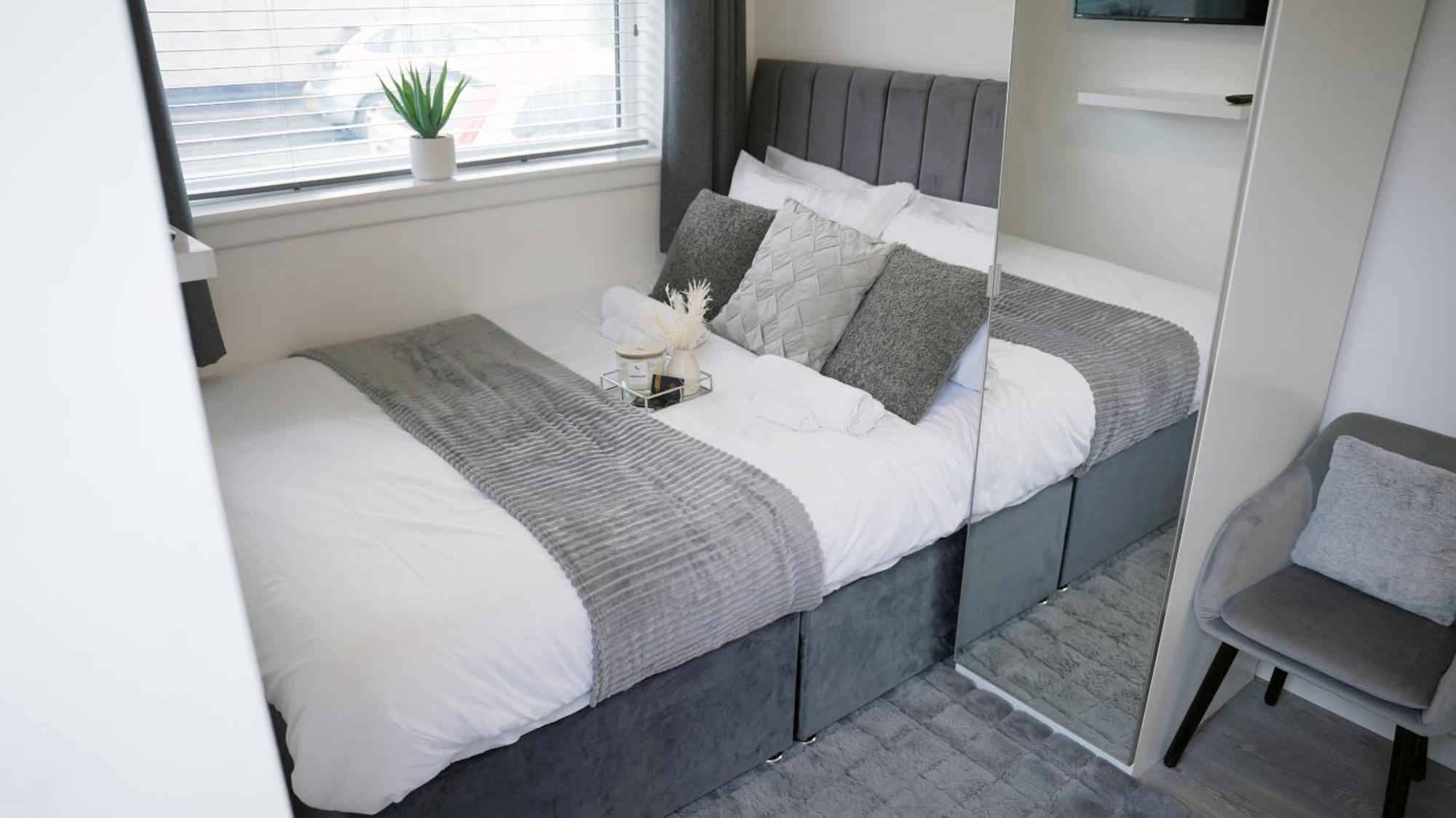 City Centre House, Parking With Ev, Free Wifi, Netflix Ковентрі Номер фото