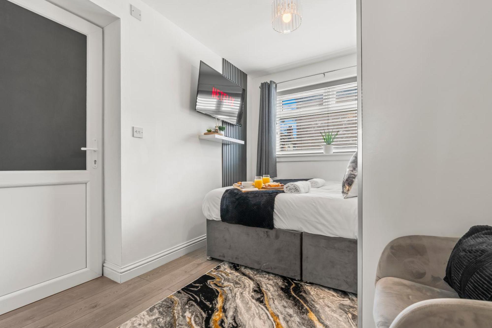 City Centre House, Parking With Ev, Free Wifi, Netflix Ковентрі Екстер'єр фото
